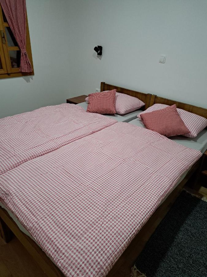 Ruralna Kuca Za Odmor Villa Pozun Ozalj Eksteriør bilde
