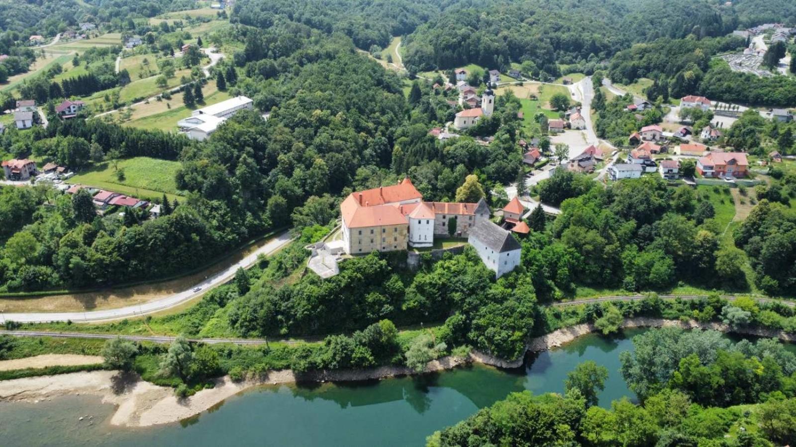 Ruralna Kuca Za Odmor Villa Pozun Ozalj Eksteriør bilde